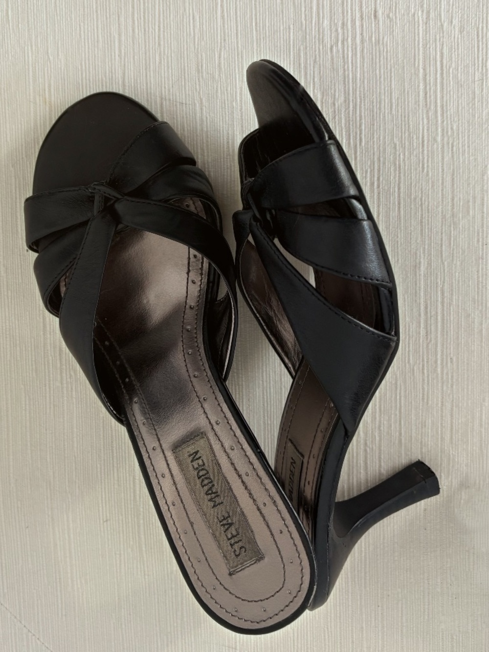 Steve Madden Black Leather Mule Heels – Size 8 | Y2K Minimalist Vintage